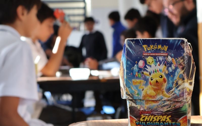 PokeCOM fomenta compañerismo en recreos interactivos