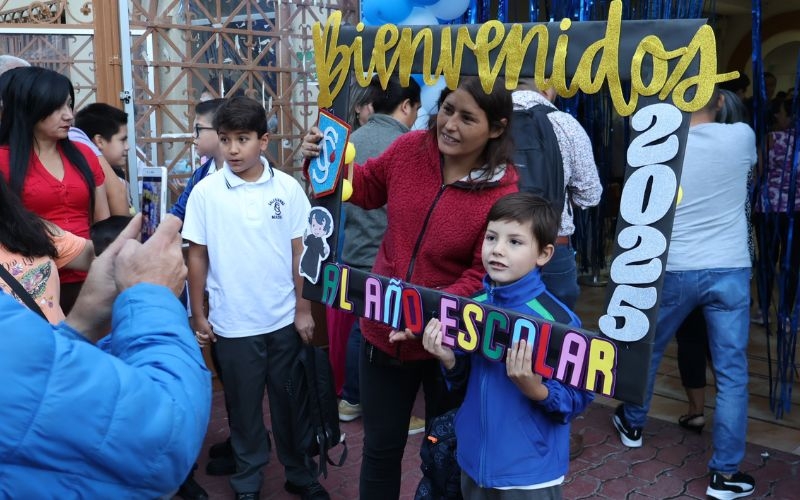 Comunidad COM inicia año escolar 2025 con entusiasmo y compromiso